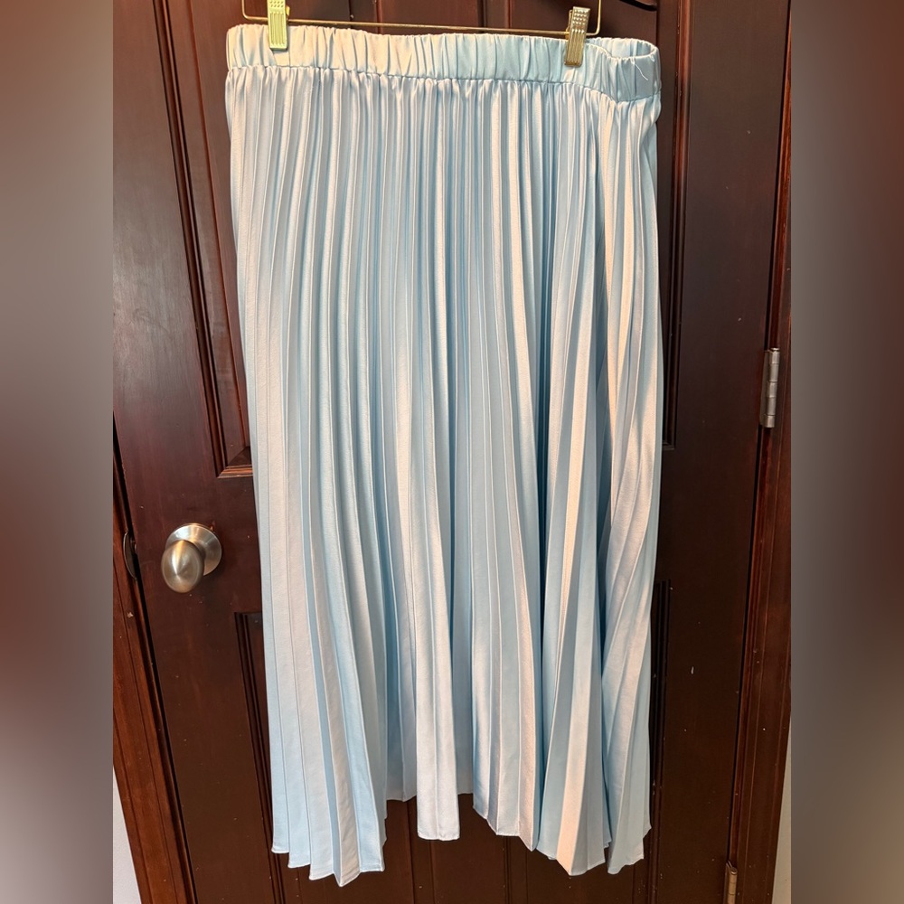 ARULA Light Blue Pleated Midi Skirt